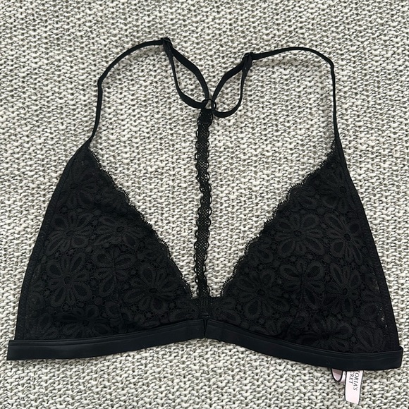 Victoria’s Secret - Black Daisy Lace Bralette - T Strap (Size Medium) - Picture 1 of 6